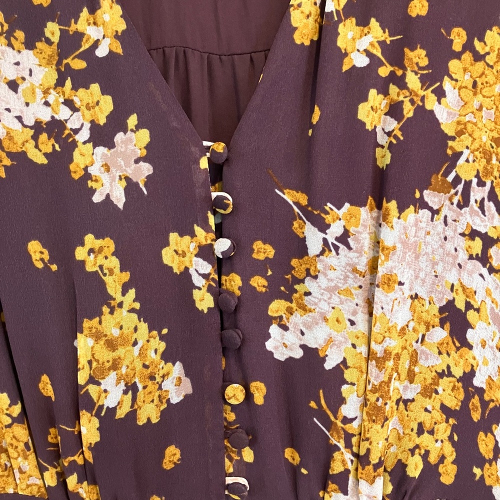 Massimo Dutti Midi Floral Dress With Sheer Sleeves Button Detail Size US4 - Picture 4 of 9